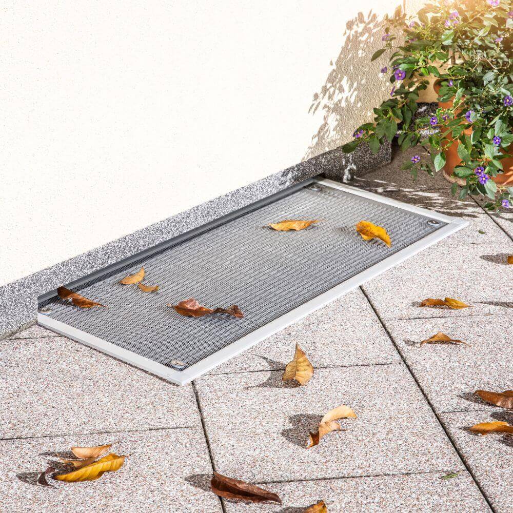 Lichtschachtabdeckung Aluminium inkl. Befestigung