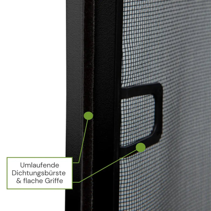 Umlaufende Dichtungsbürste und flache Griffe am Fliegengitterfenster